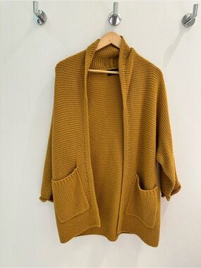Open-Front Women’s Cardigan in Mustard